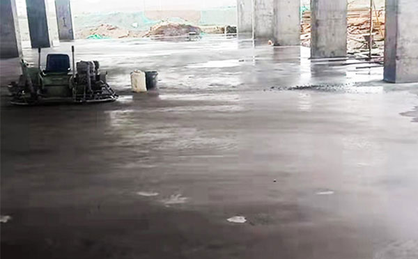 若羌正确的地坪施工是耐磨地坪的效果保证